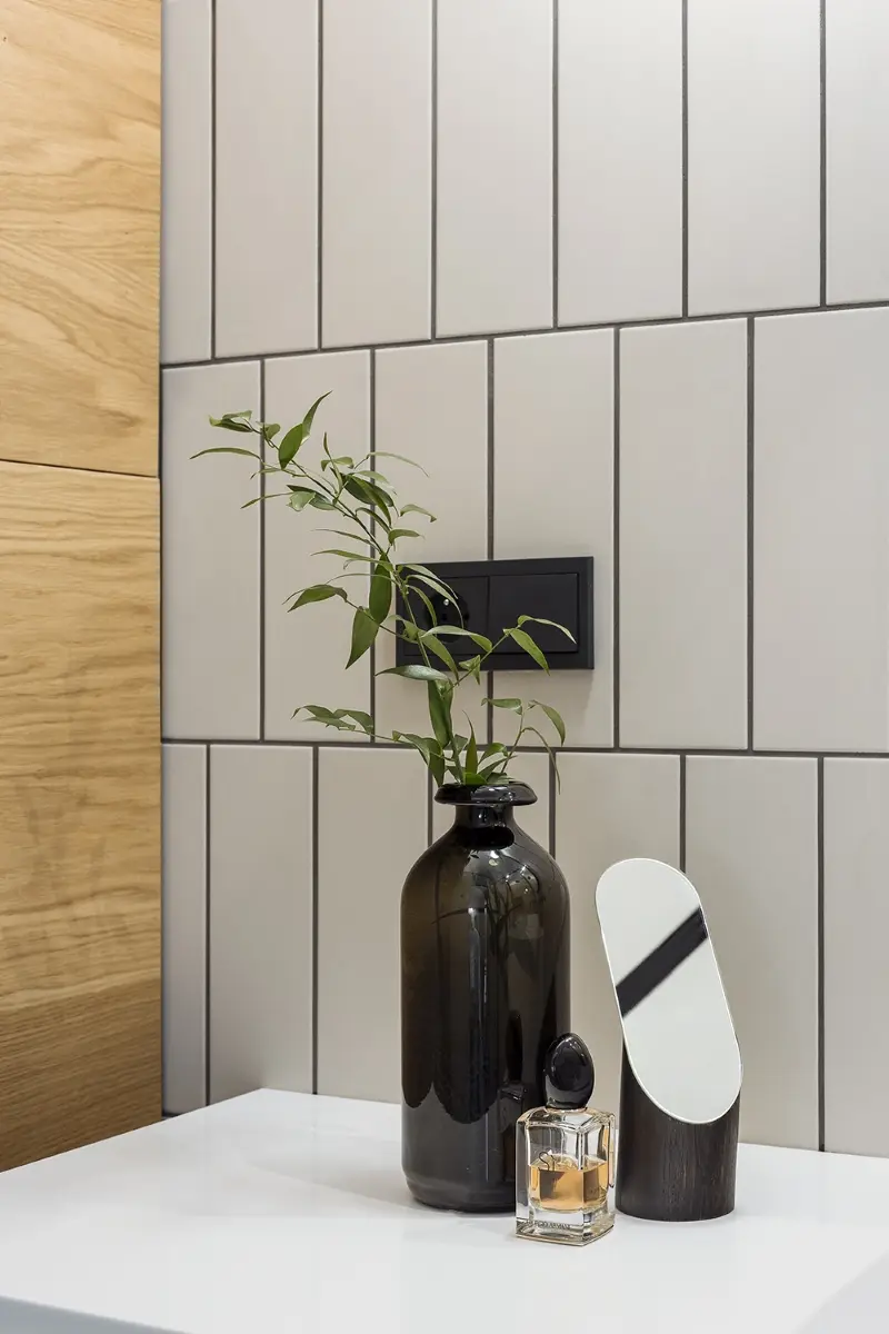 Projekt: em2; Fot.: Hania Połczyńska / @kroniki.