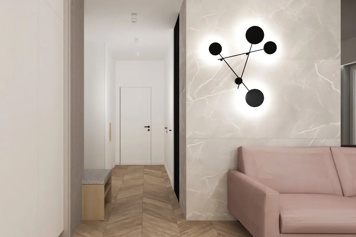 Model Miss Flexy w mieszkaniu projektu biura Reforma Domu.