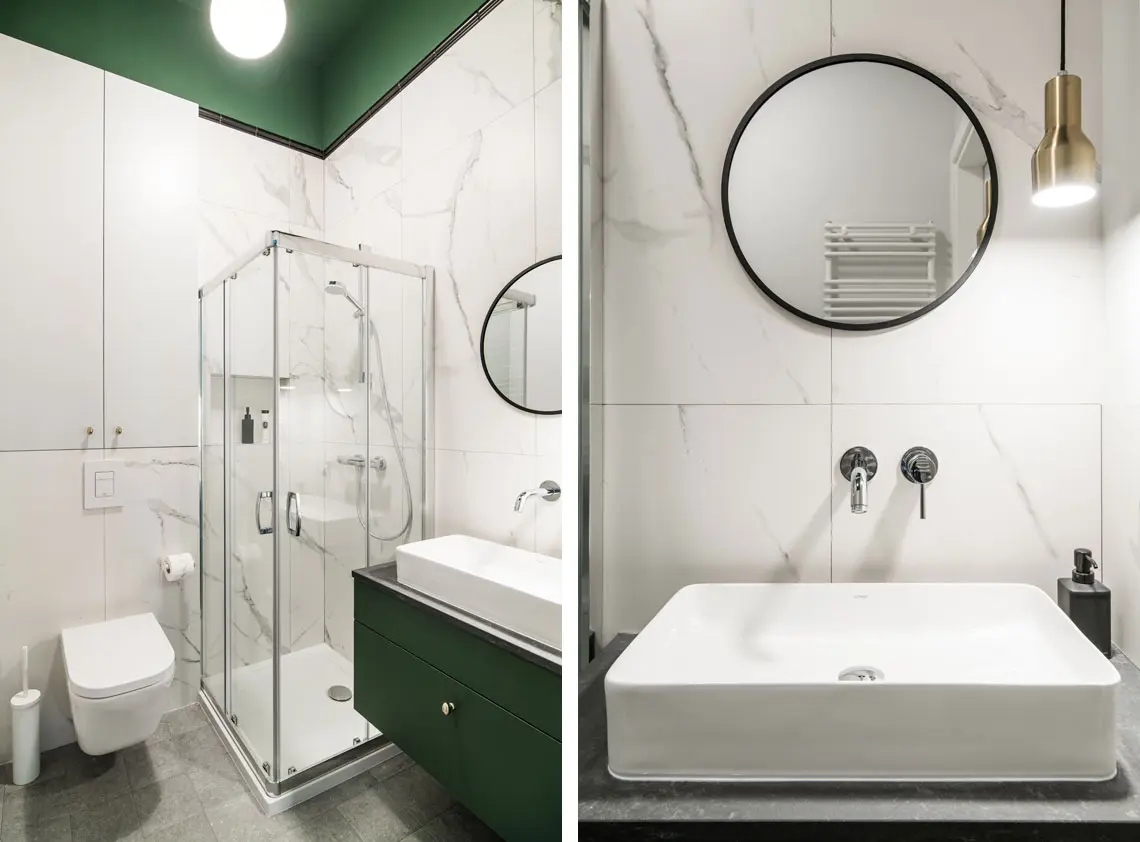 Mała łazienka z akcentem zieleni na suficie i szafce podumywalkowej | proj. Eg Projekt, zdj. Piotr Czaja