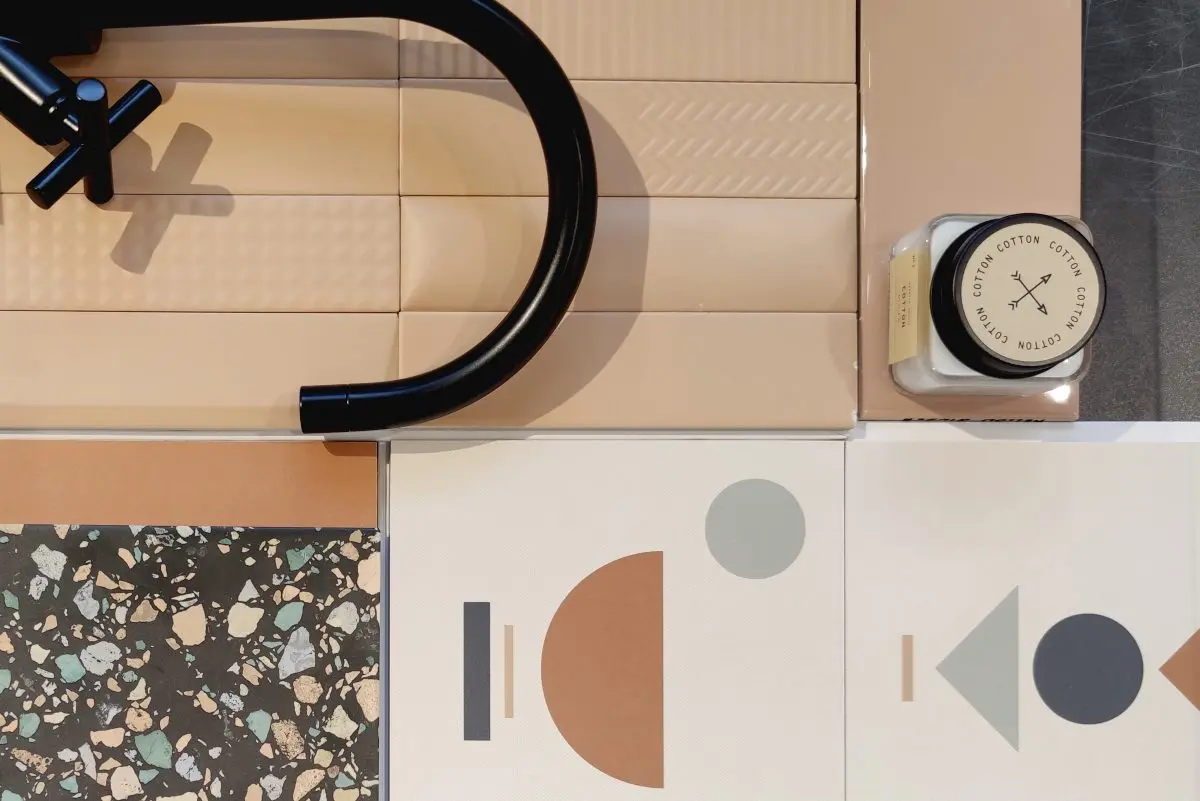 Kolory terakoty znajdziesz w showroomach Internity Home.