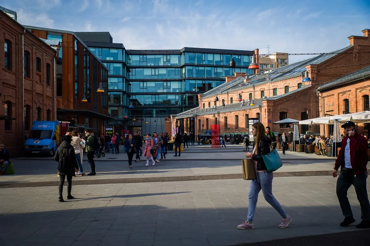 Google Koneser – projekt oświetlenia Internity Home