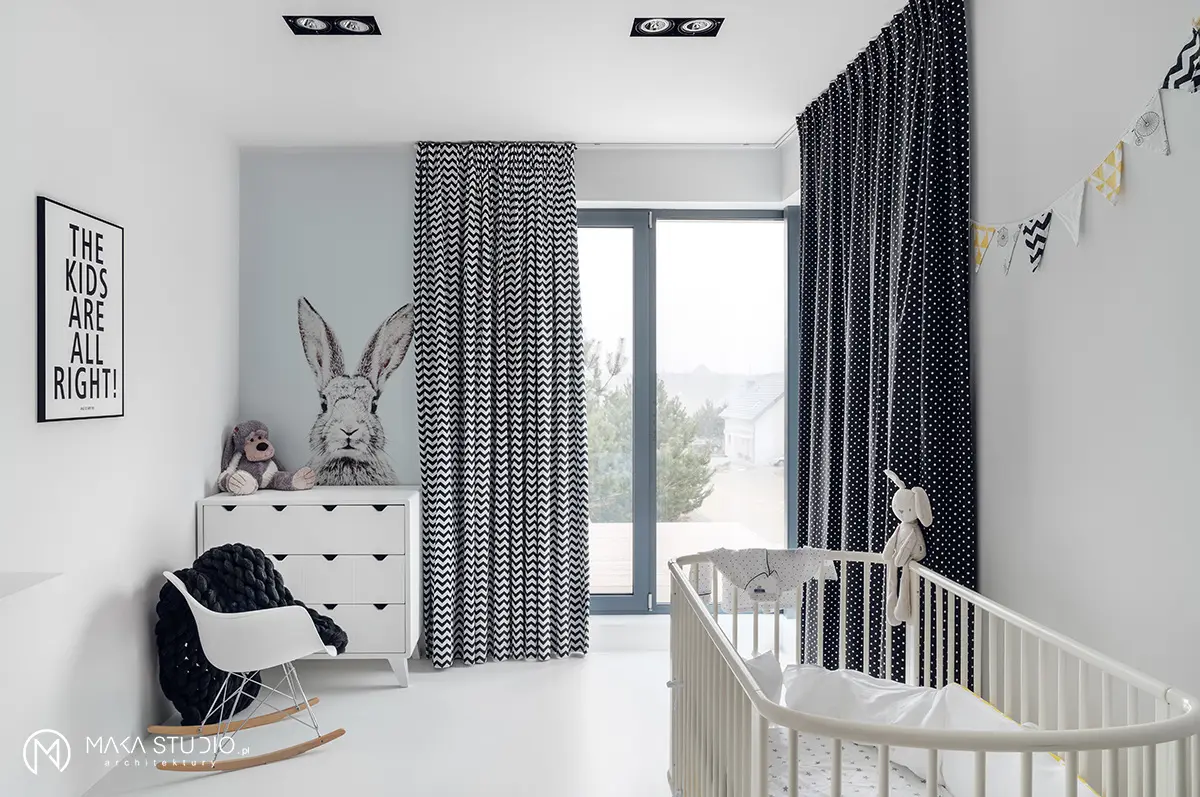 Pokój dziecięcy w black&amp;white. | Proj.: MAKA.STUDIO: Fot.: Tom Kurek
