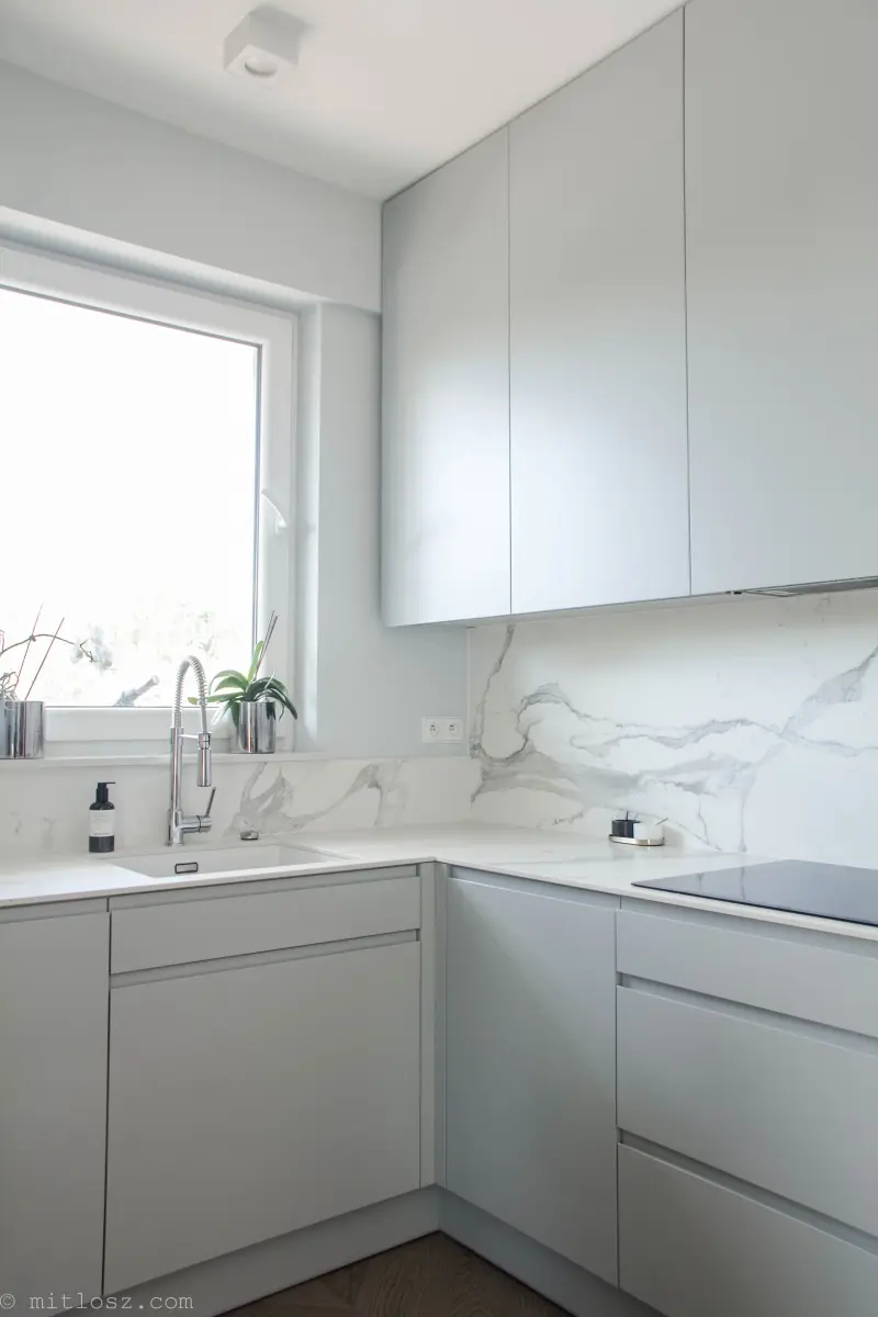 Projekt: Nadia Mitłosz