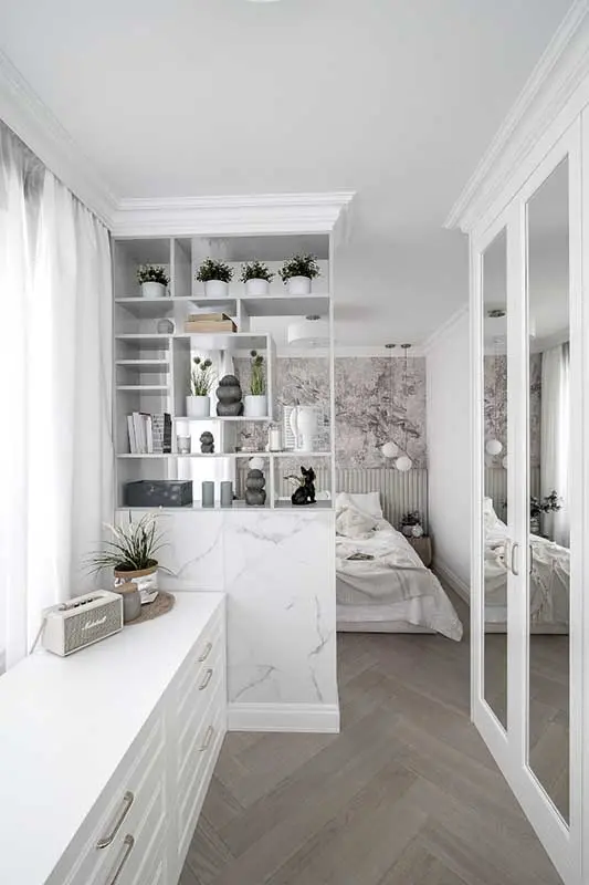 Sypialnia z garderobą | proj. Marika Kafar Autorska Pracownia Architektury Wnętrz