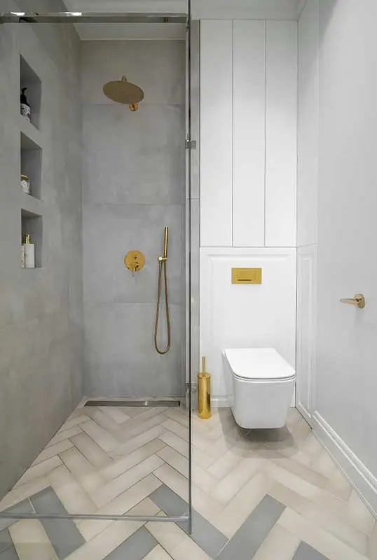 Mała łazienka z prysznicem | proj. Marika Kafar Autorska Pracownia Architektury Wnętrz