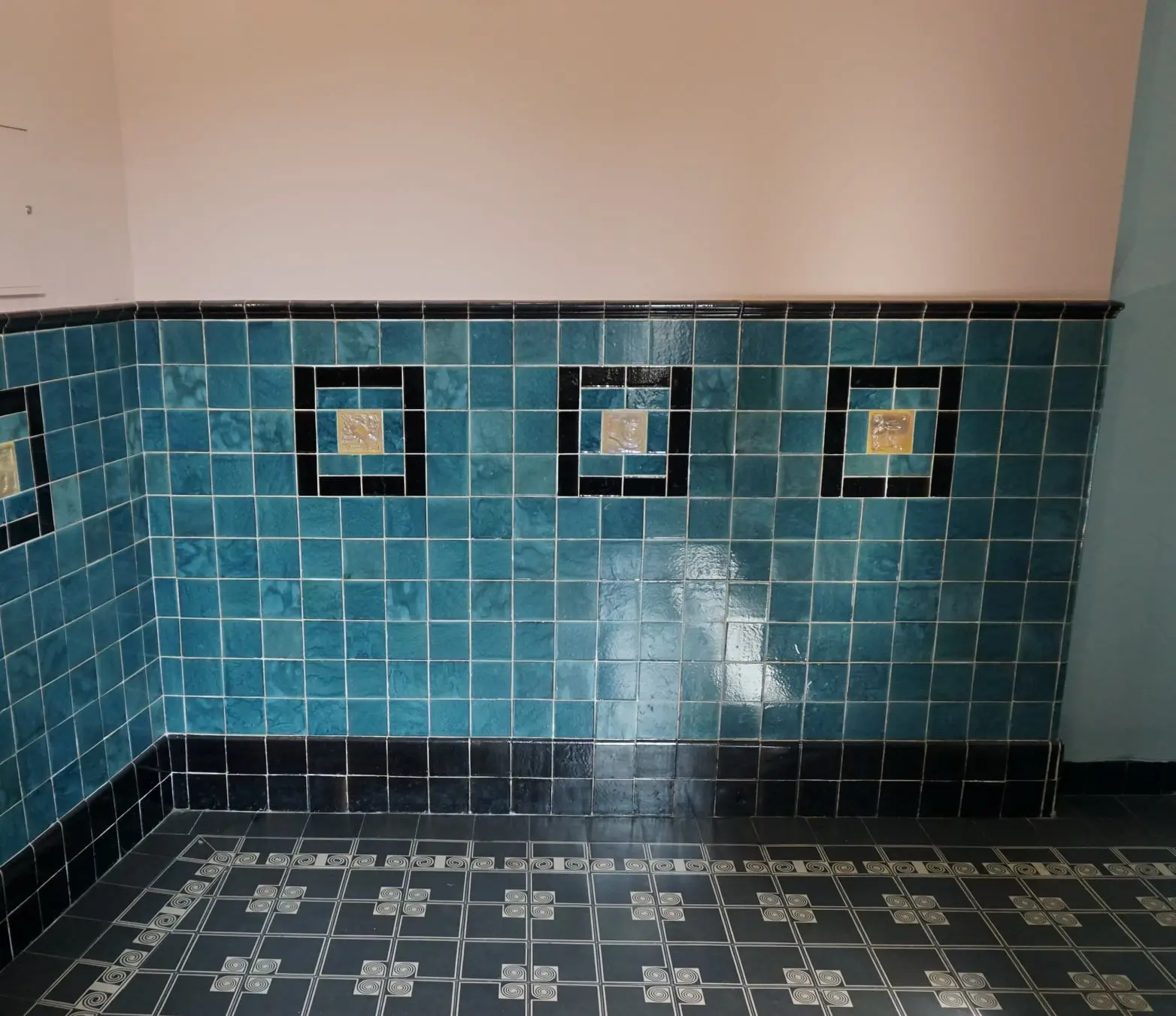 Renowacja klatki schodowej we Wrocławiu | Pracownia Konserwacji Zabytków - Piotr Pelc