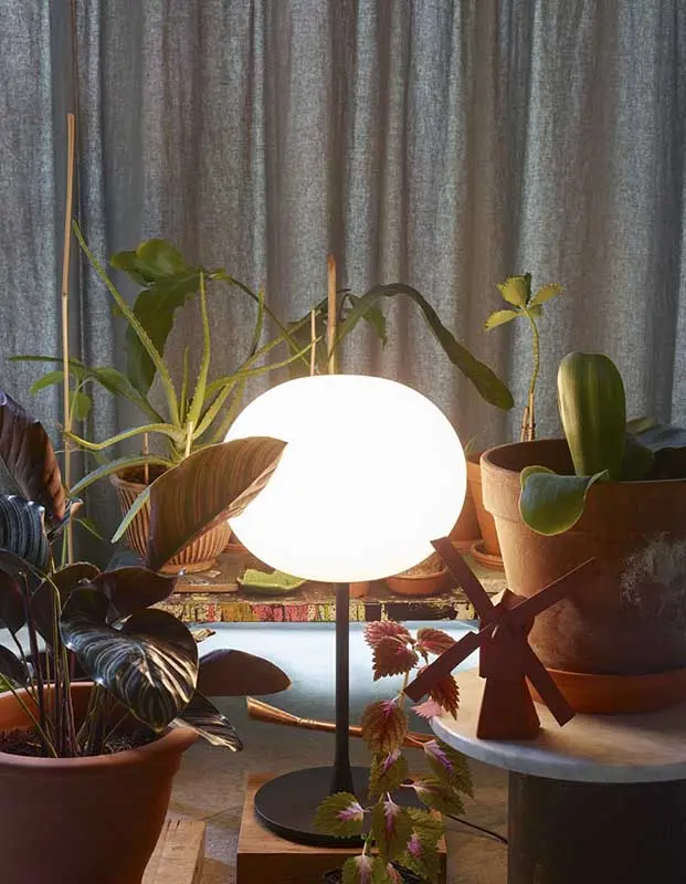 Lampa stołowa Glo-Ball Table 1 | Proj.: Jasper Morrison, 1998