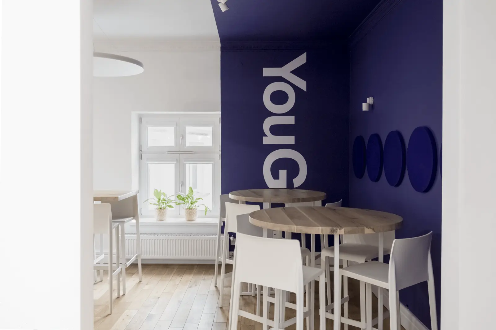 Yougov - aranżacja biura w Warszawie | Proj: Monarchia Design