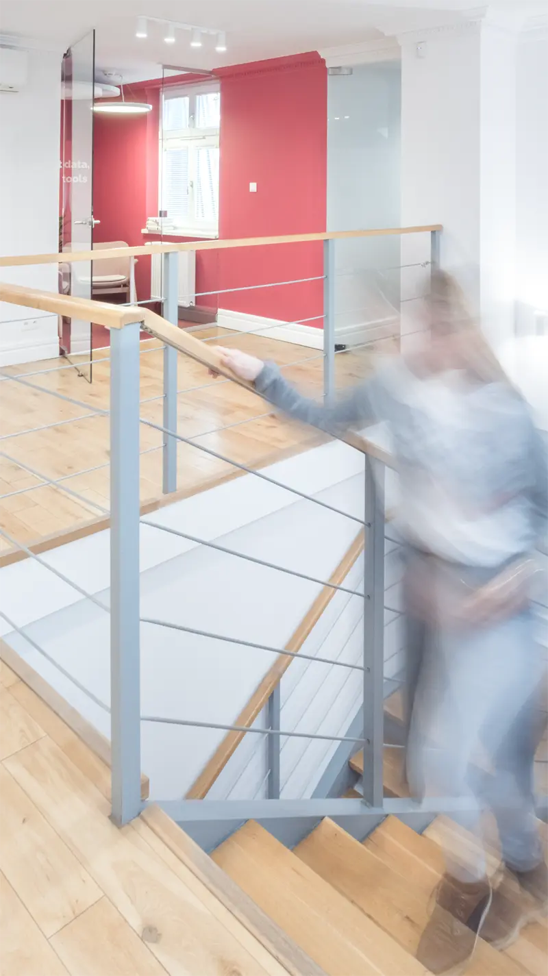 Yougov - aranżacja biura w Warszawie | Proj: Monarchia Design