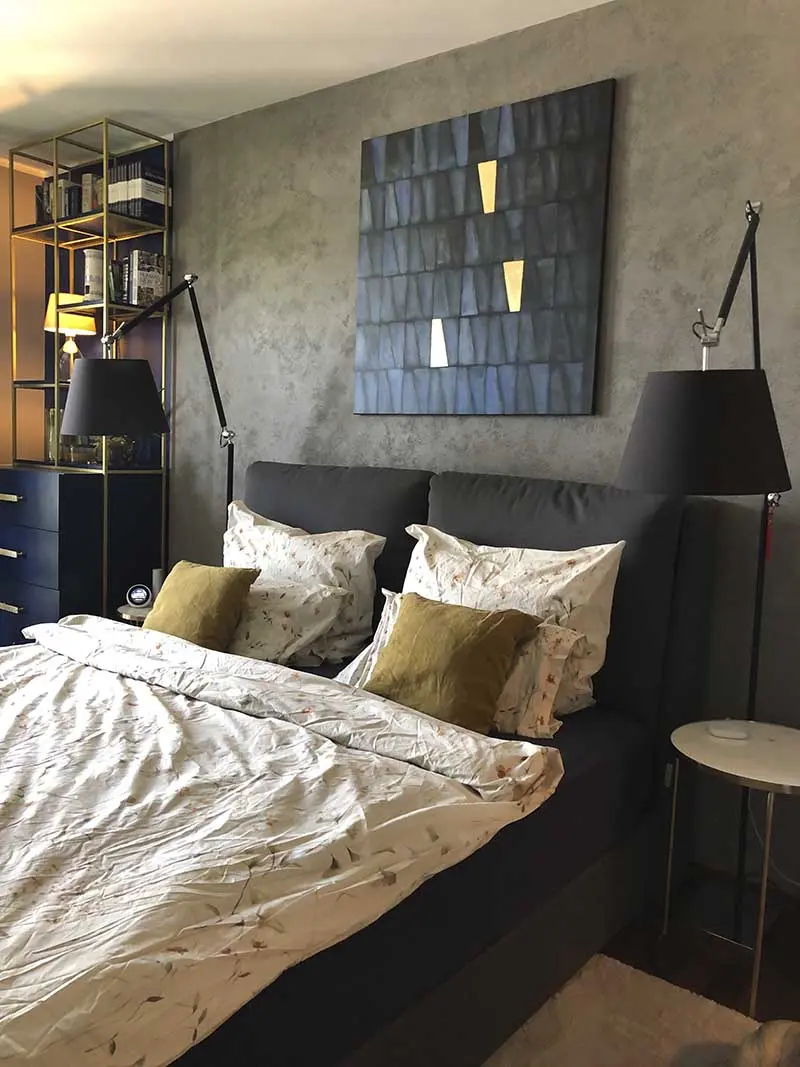 Tropiki i błękity w nieziemskim mieszkaniu | Proj: TIM Arc by TiM Grey