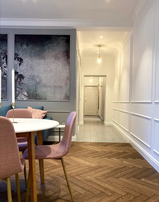 projekt: Karolina Skowrońska / Nieskromne Progi