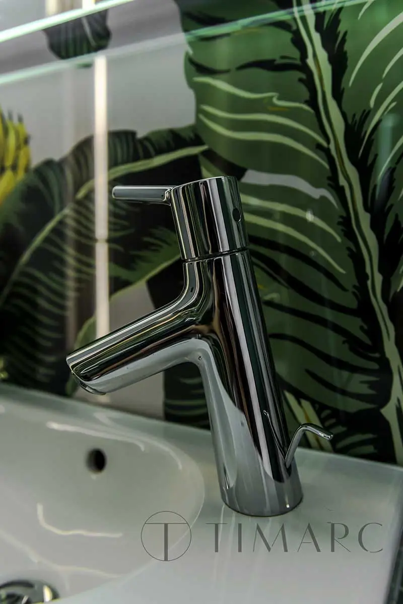 Tropiki i błękity w nieziemskim mieszkaniu | Proj: TIM Arc by TiM Grey