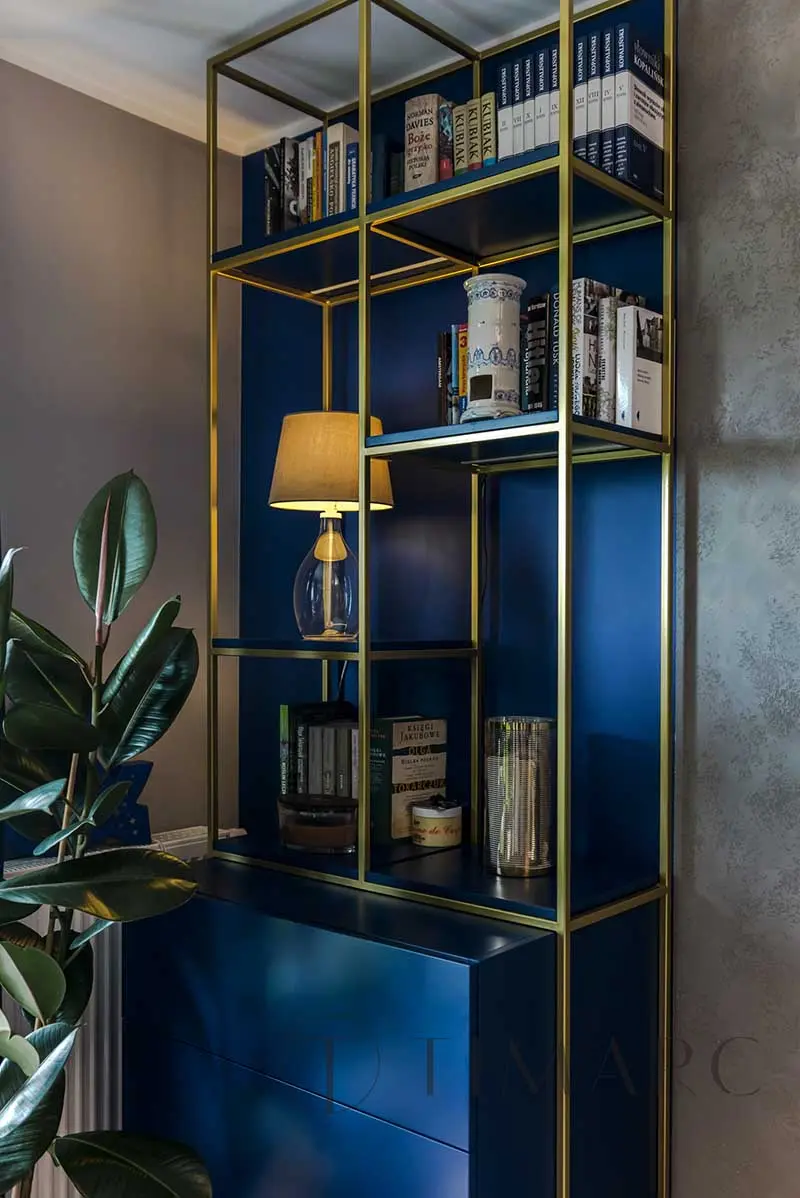 Tropiki i błękity w nieziemskim mieszkaniu | Proj: TIM Arc by TiM Grey