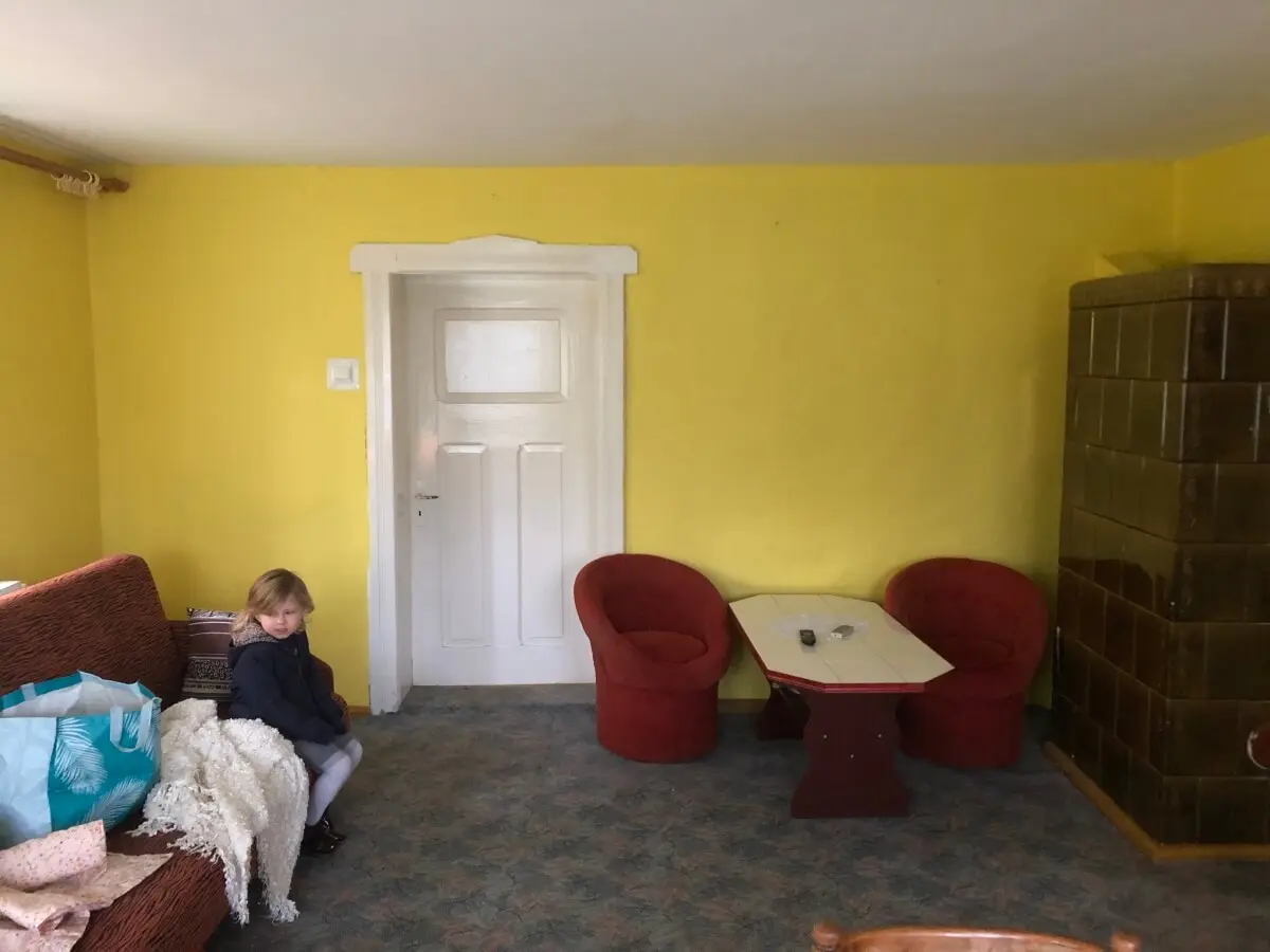 Salon przed metamorfozą | Źródło: @pani_z_wilka