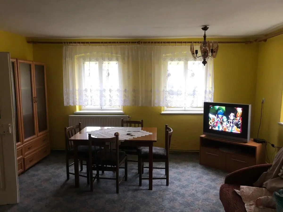 Salon przed metamorfozą | Źródło: @pani_z_wilka