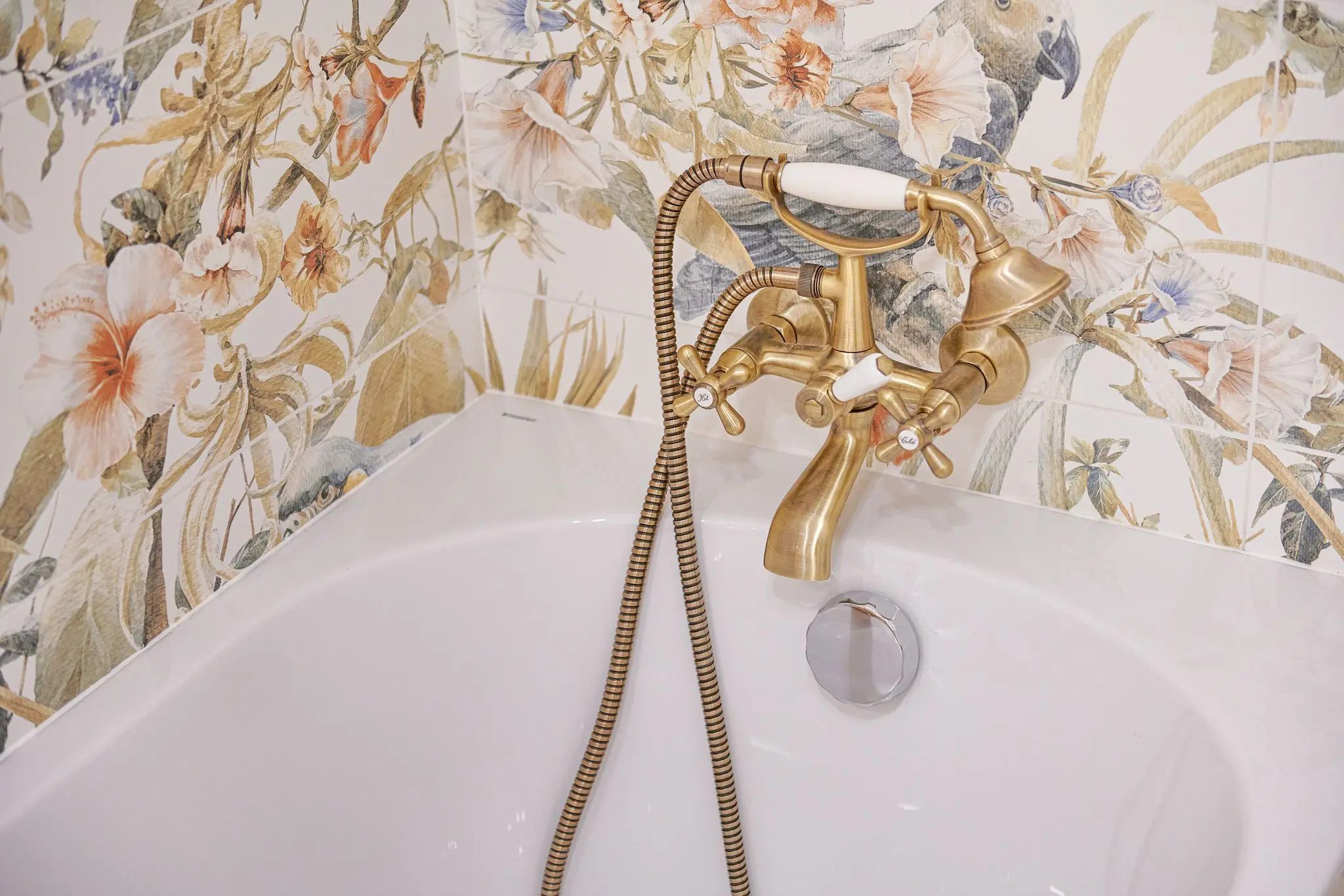 Metamorfoza łazienki w 100 letnim domu - LadyoftheHouse