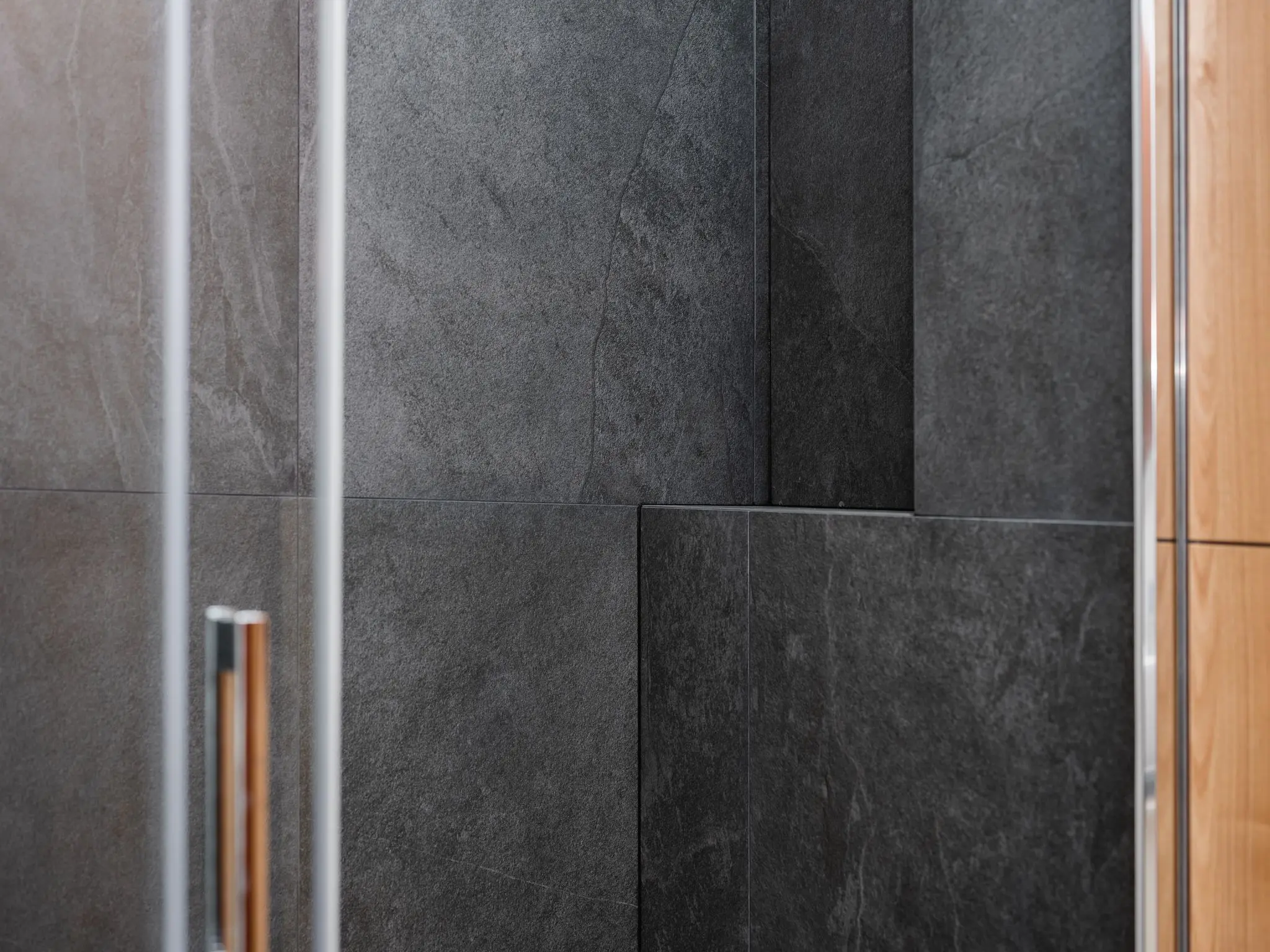 PROJEKTANT EMOCJI | Wywiad o wnętrzach z Michałem Sumera | FOTO Przemek Kuciński/niewformie