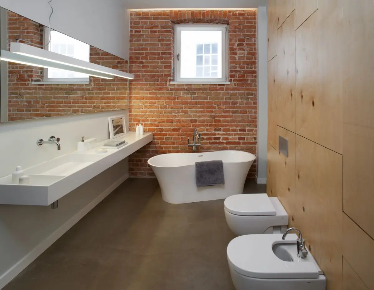 Rewitalizacja i projektowanie wnętrz w zabytkowych budynkach.