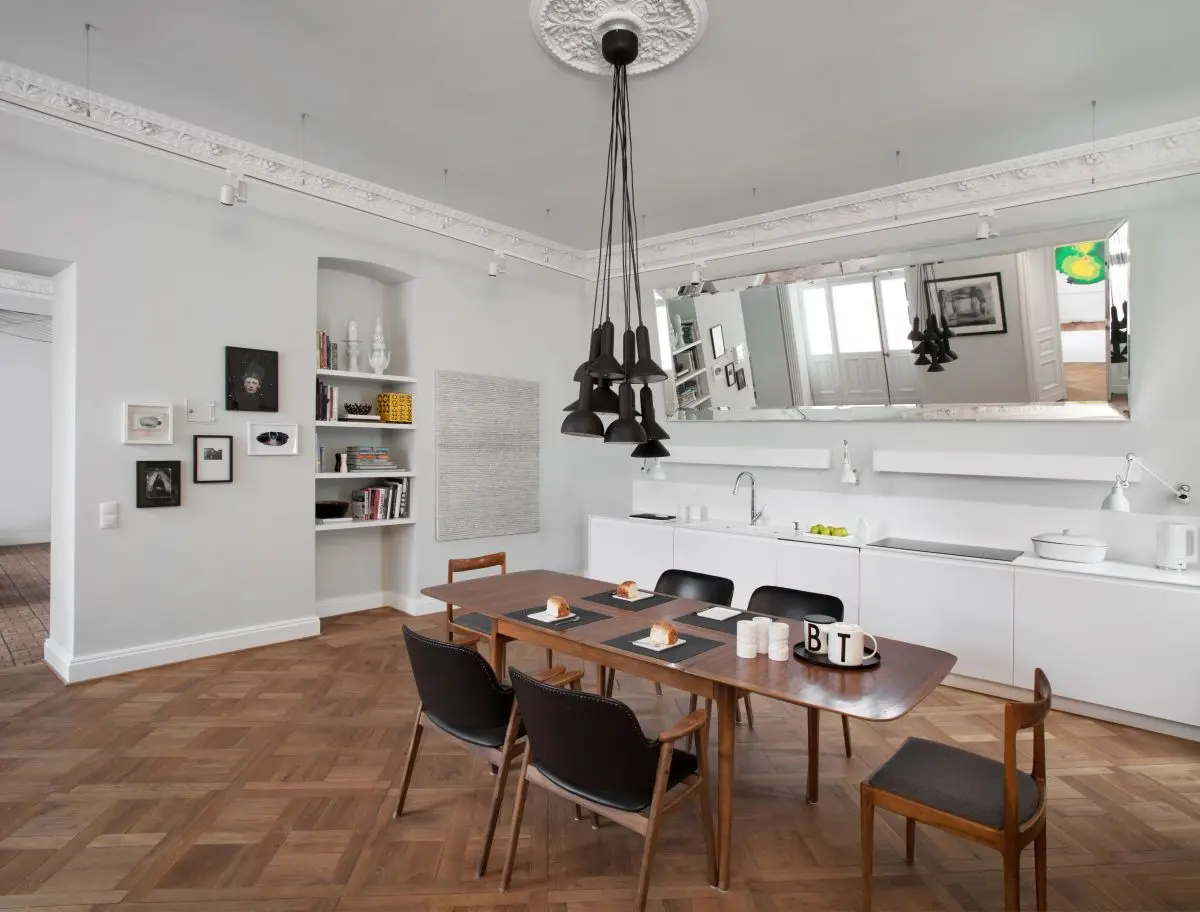 Rewitalizacja i projektowanie wnętrz w zabytkowych budynkach.