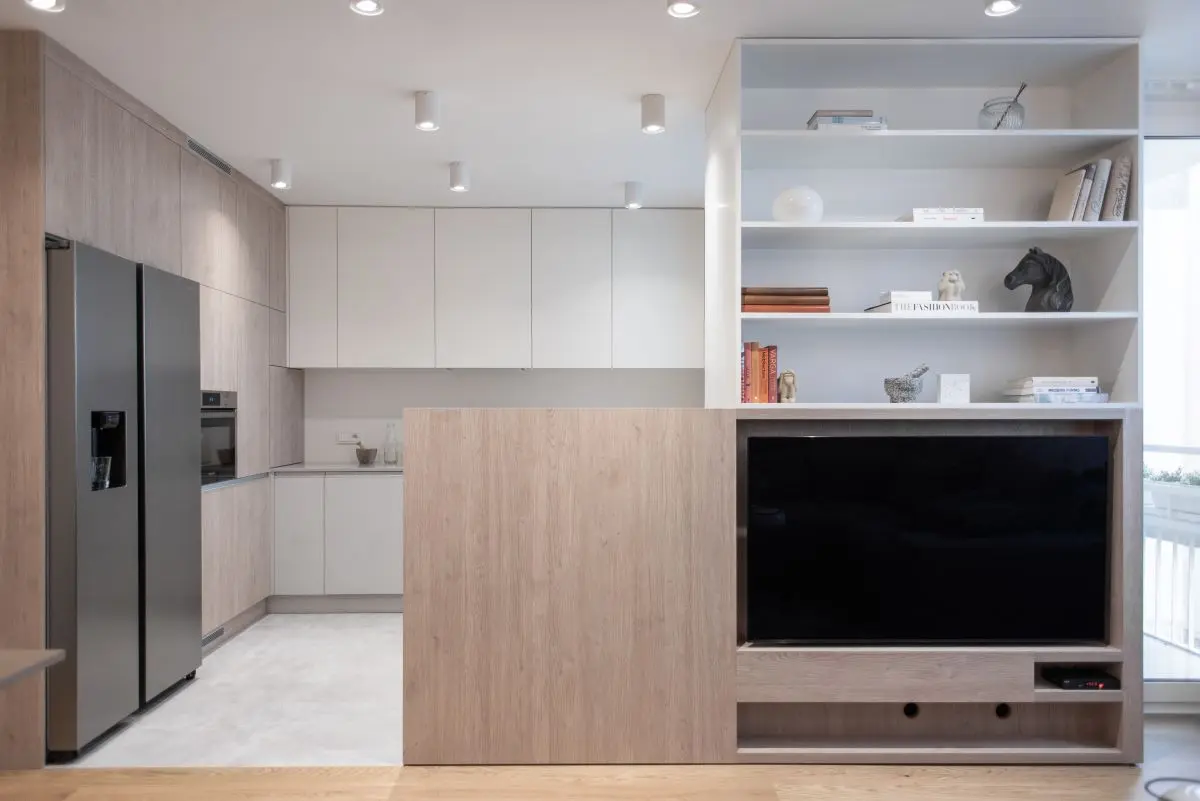 Mieszkanie w bloku po funkcjonalnych zmianach | Projekt: Monarchia Design