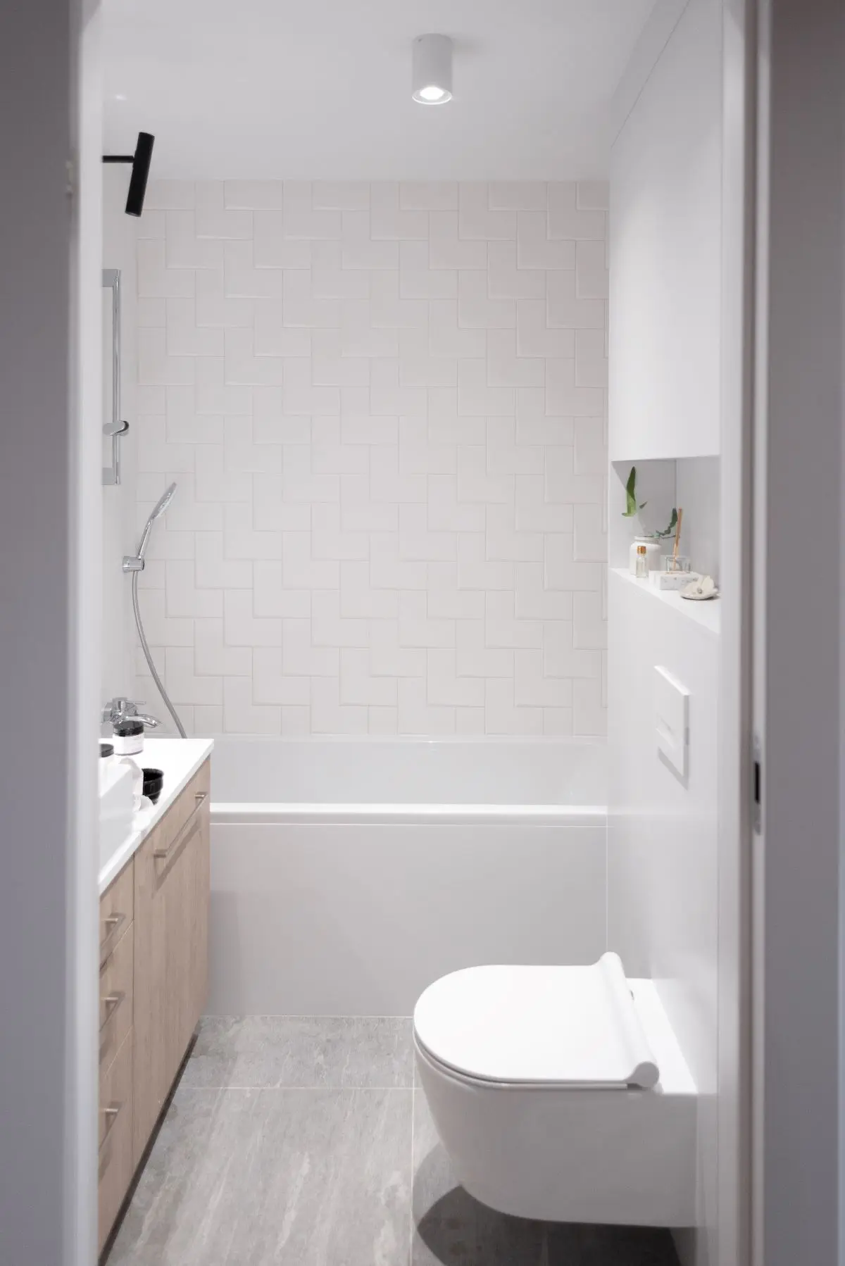 Mieszkanie w bloku po funkcjonalnych zmianach | Projekt: Monarchia Design