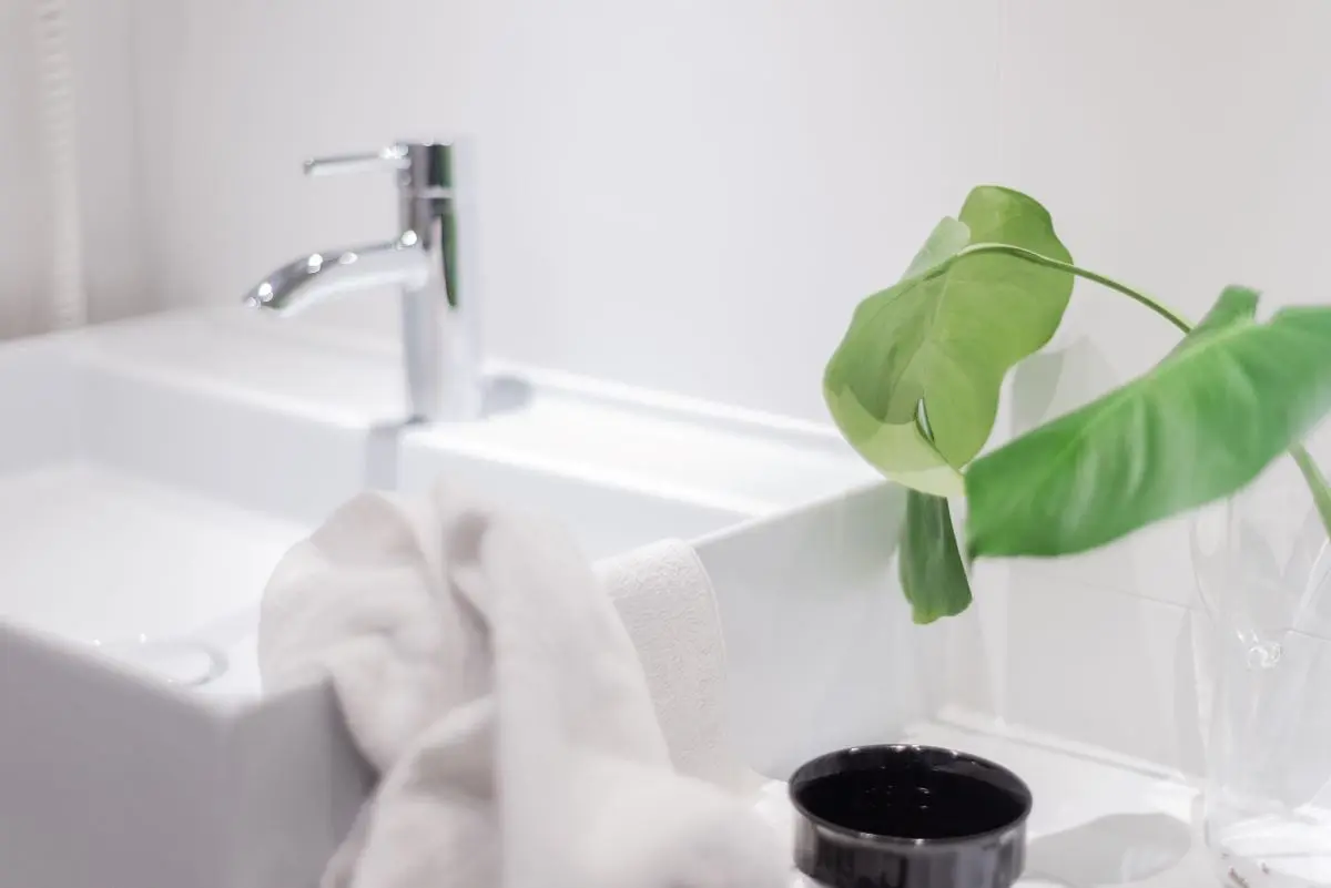 Mieszkanie w bloku po funkcjonalnych zmianach | Projekt: Monarchia Design