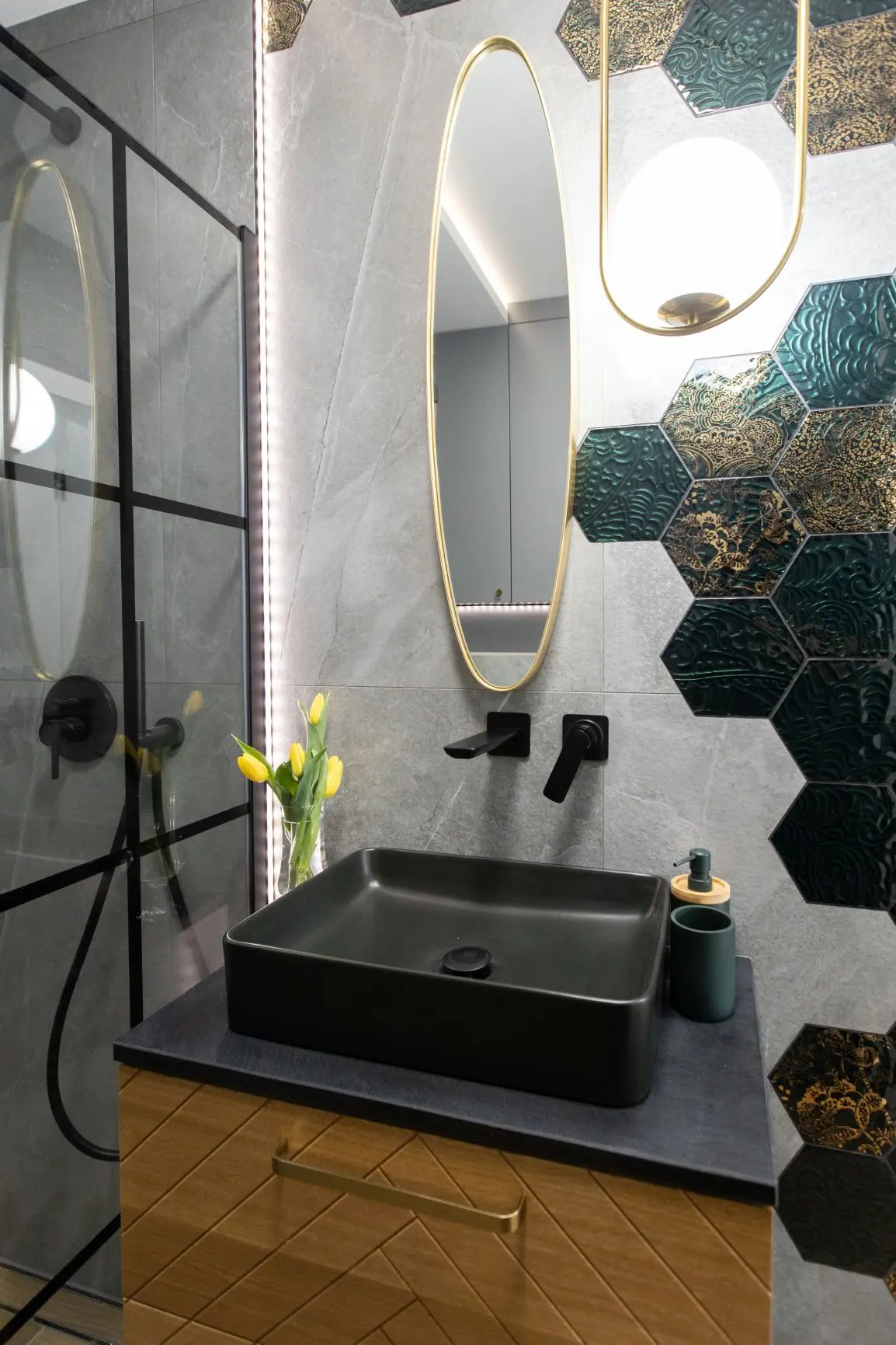 Autor projektu: Malwina Kuzera, https://www.facebook.com/EmKuProjekt
Fot. Piotr Seweryn z firmy SewiMedia, https://sewimedia.pl/