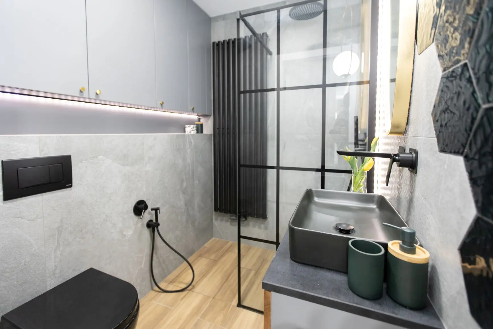 Autor projektu: Malwina Kuzera, https://www.facebook.com/EmKuProjekt
Fot. Piotr Seweryn z firmy SewiMedia, https://sewimedia.pl/