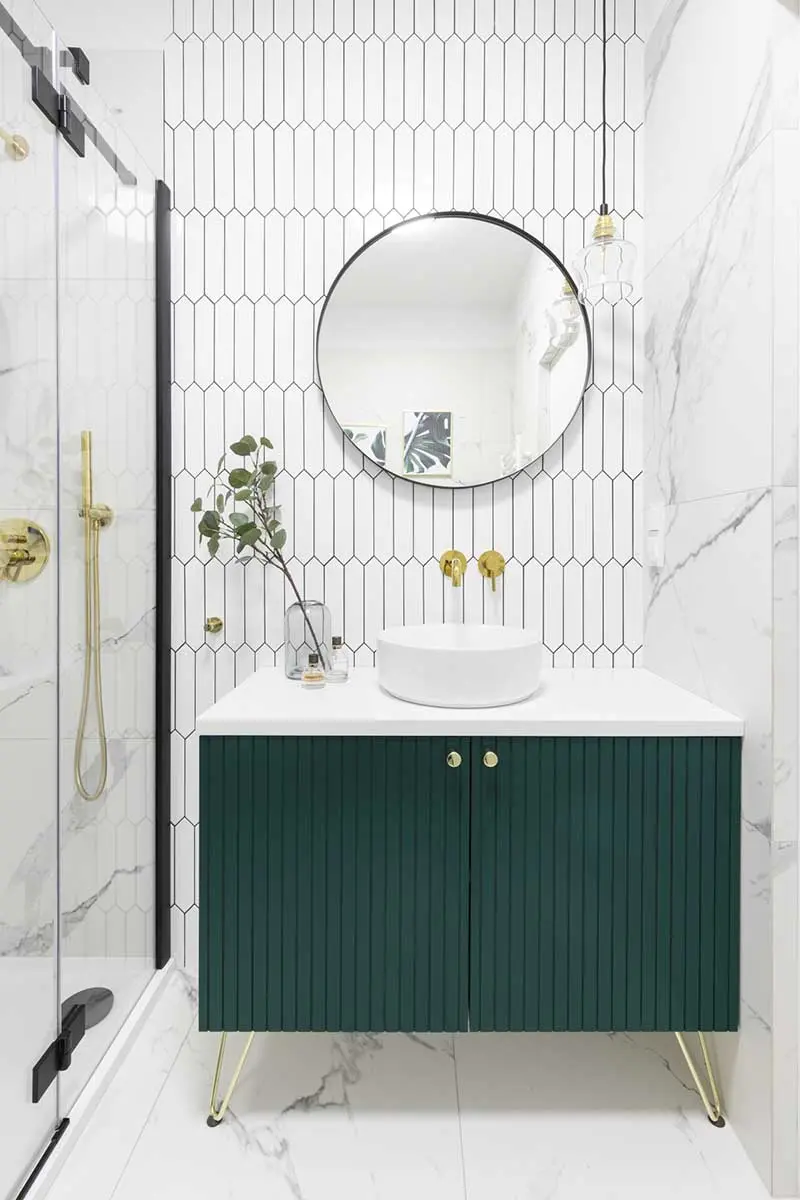 32 metrowe eleganckie mieszkanie – Apartament Stary Browar | Proj: Vzorovo Zdjęcia z realizacji @inkadr_fotografia