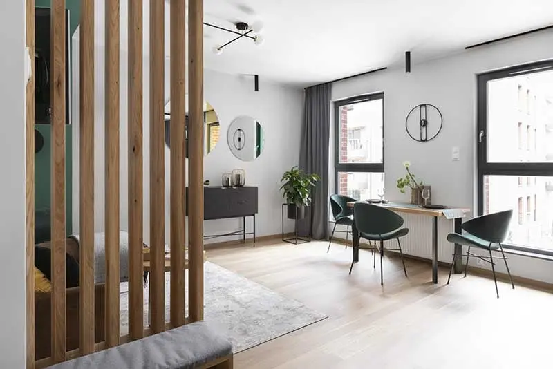 32 metrowe eleganckie mieszkanie - Apartament Stary Browar | Proj: Vzorovo