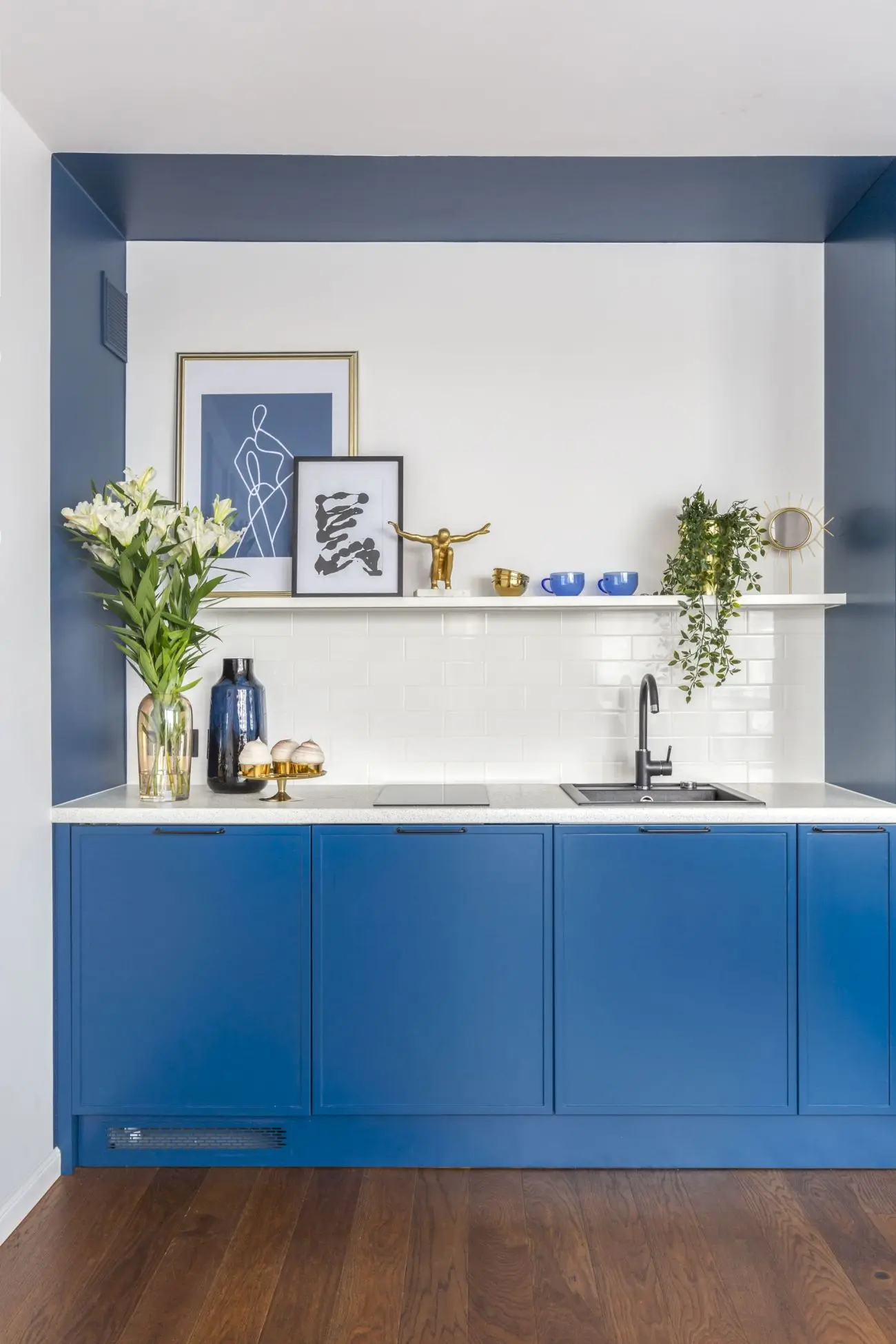 Bardzo małe mieszkanie nieopodal Starego Miasta | Proj: Decoroom