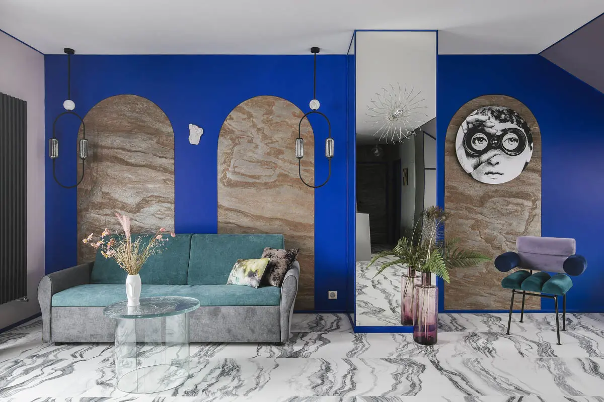 Niebanalne kolory i wyjątkowa selekcja wyposażenia. | Proj.: IMA Interiors, Stylizacja: Izabella Lubiniecka; Fot.: Hania Połczyńska, Kroniki Studio