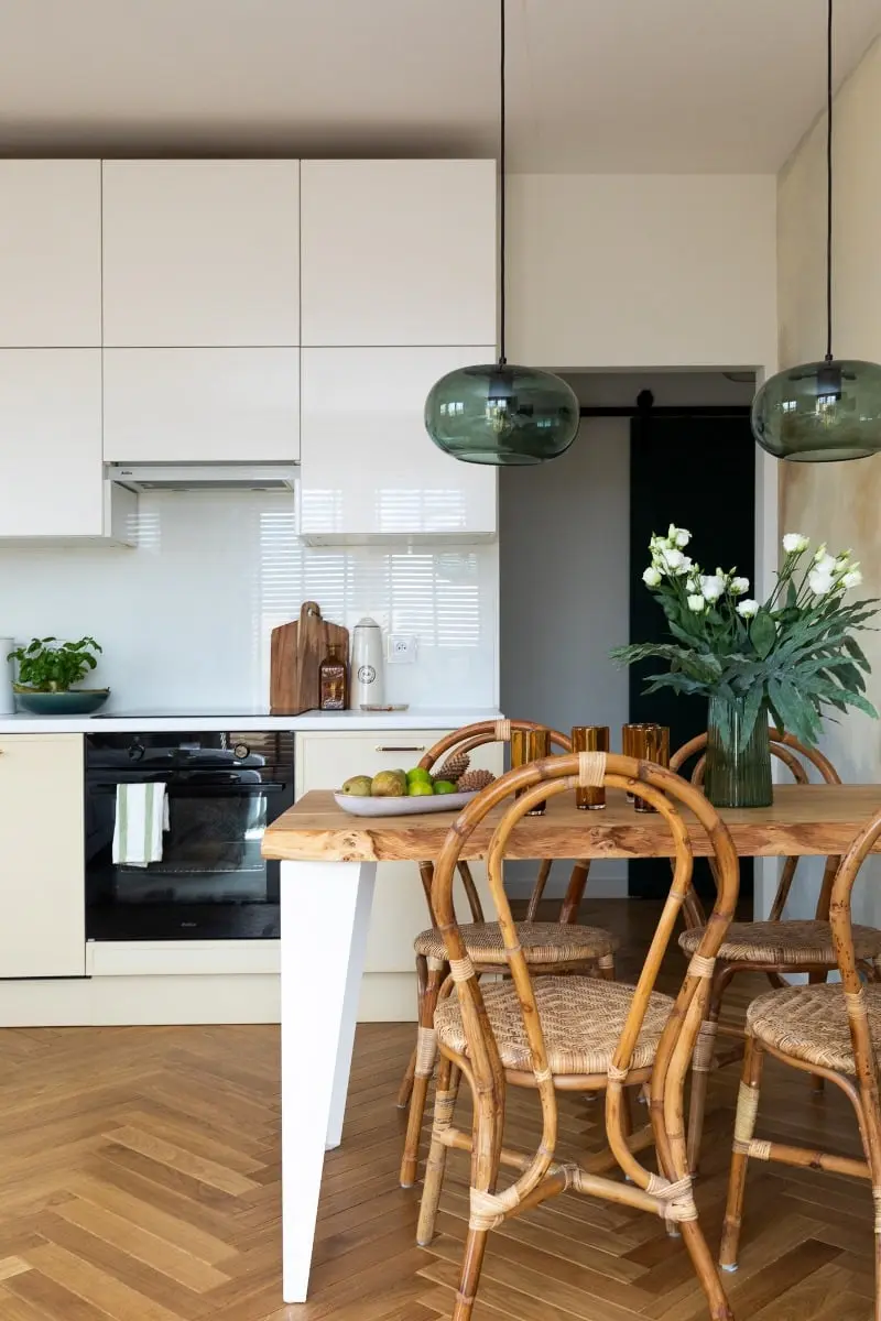 Projekt i stylizacja: Iwona Bernaciak MIESZKANIE PO PRZEMIANIE; fot. Kąty Proste - fotografia wnętrz