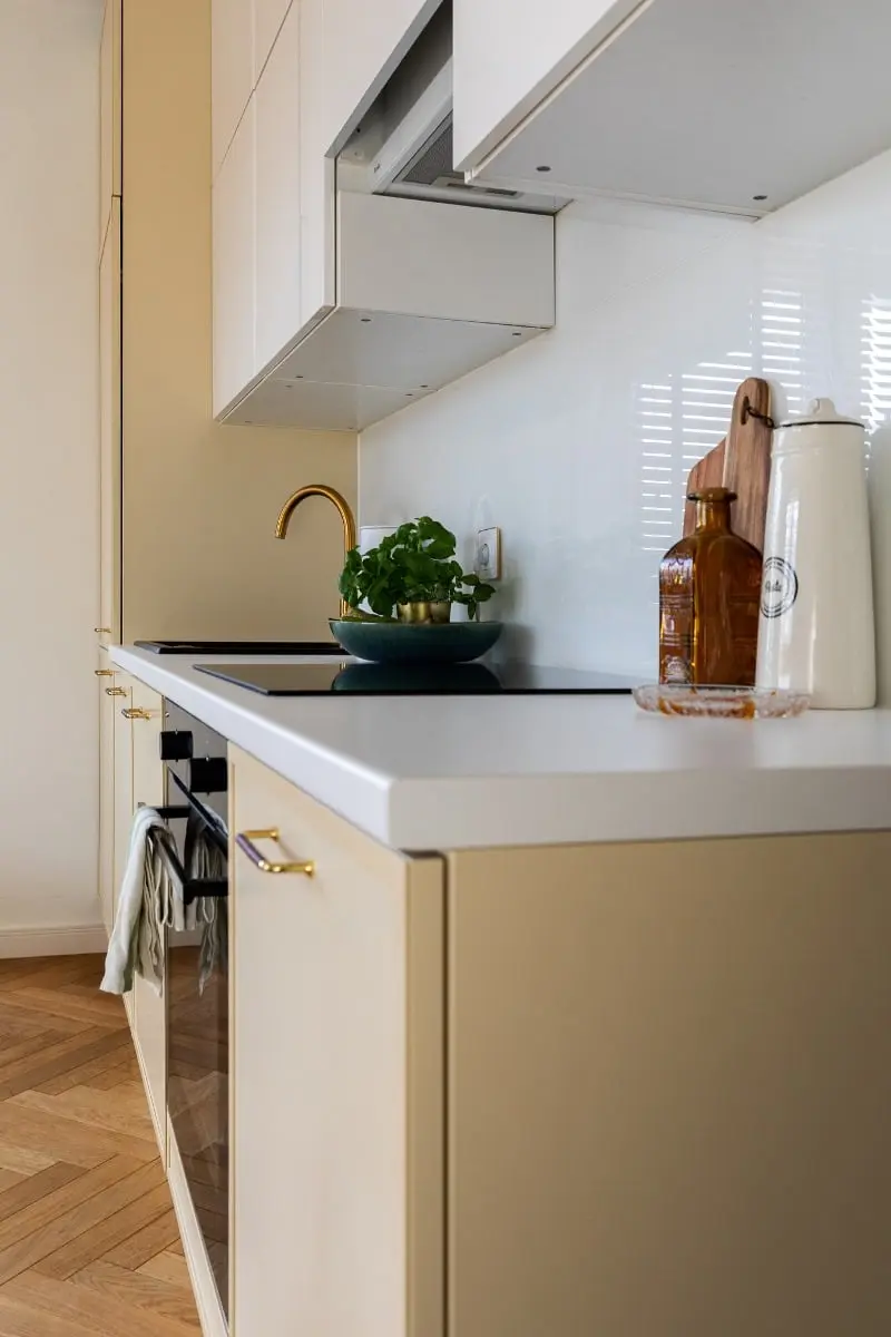 Projekt i stylizacja: Iwona Bernaciak MIESZKANIE PO PRZEMIANIE; fot. Kąty Proste - fotografia wnętrz