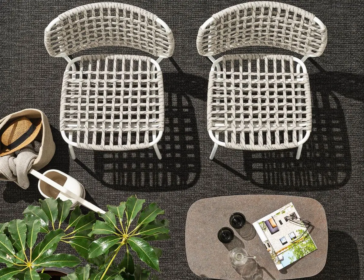 Connubia - kolorowa rewolucja na balkonach i tarasach