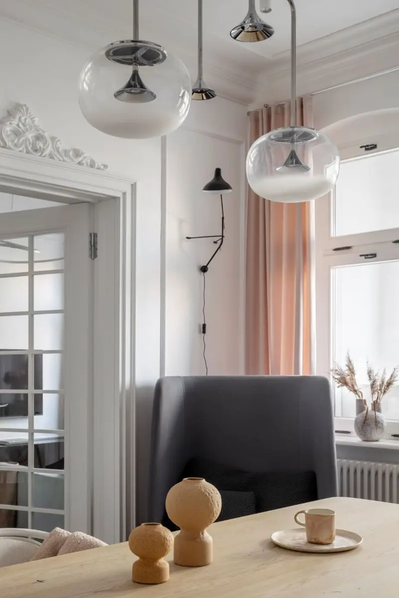 Projekt: Maria Jachalska; Zdjęcia: Marcin Grabowiecki; Stylizacja: Eliza Mrozińska