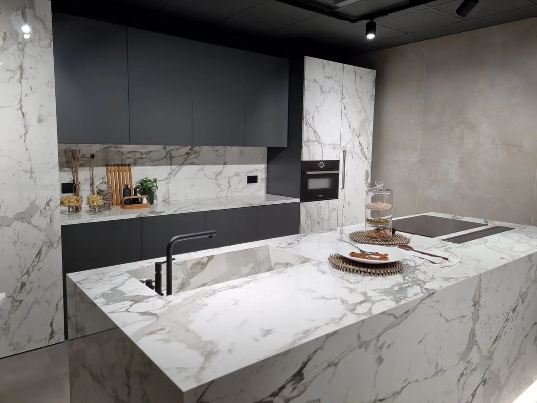 Płytki wielkoformatowe Fondovalle | Meble do kuchni z płyt możesz zamówić w naszych salonach