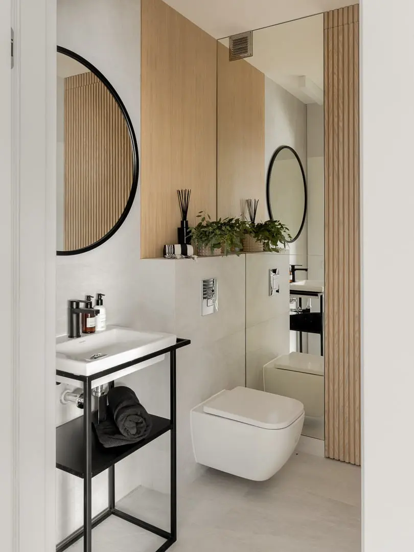 Mała łazienka z pralnią | proj. Studio Karton, zdj. Aleksandra Dermont 