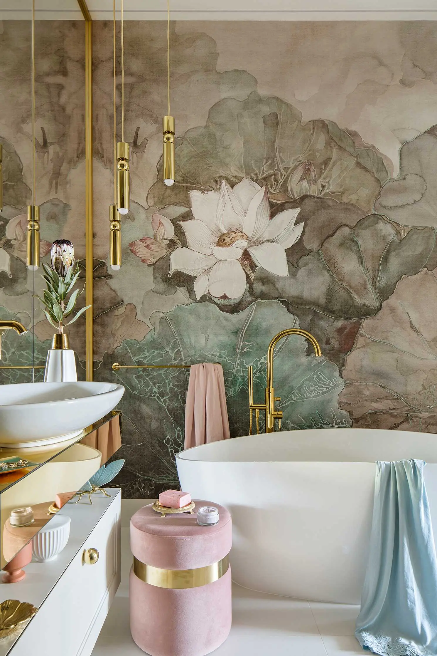   Proj: Martyna Płaneta i Jakub Figurski  Foto: Yassen Hristov i Anna Salak