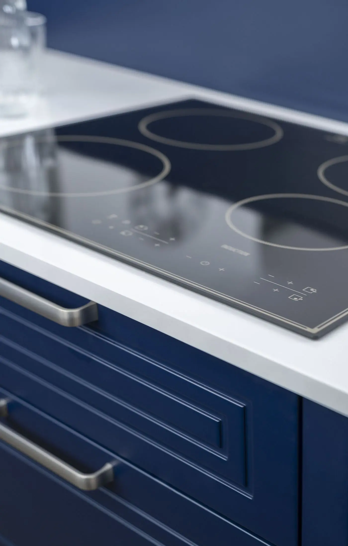 Proj.: Decoroom - Olga Nowosad-Szewców i Katarzyna Domańska, świąteczna stylizacja Aleksandra Tefelska; Zdjęcia: Marta Behling, Fot.: Mat Pawelski