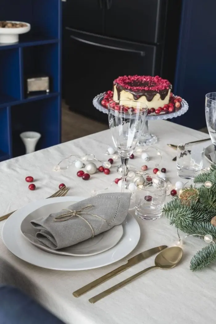 Proj.: Decoroom - Olga Nowosad-Szewców i Katarzyna Domańska, świąteczna stylizacja Aleksandra Tefelska; Zdjęcia: Marta Behling, Fot.: Mat Pawelski