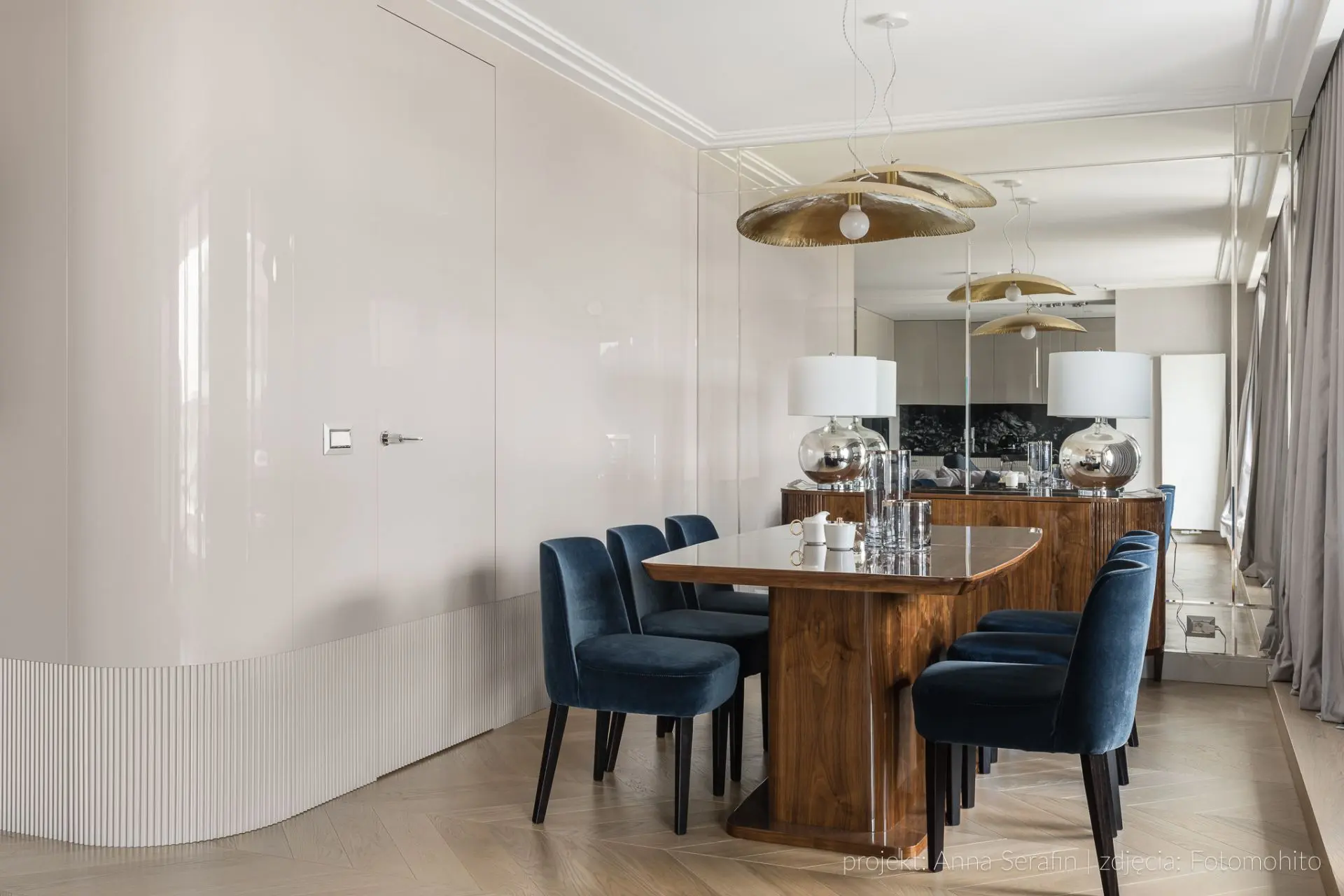 design: Anna Serafinphotos: Katarzyna Seliga-Wróblewska, Marcin Wróblewski / Fotomohito