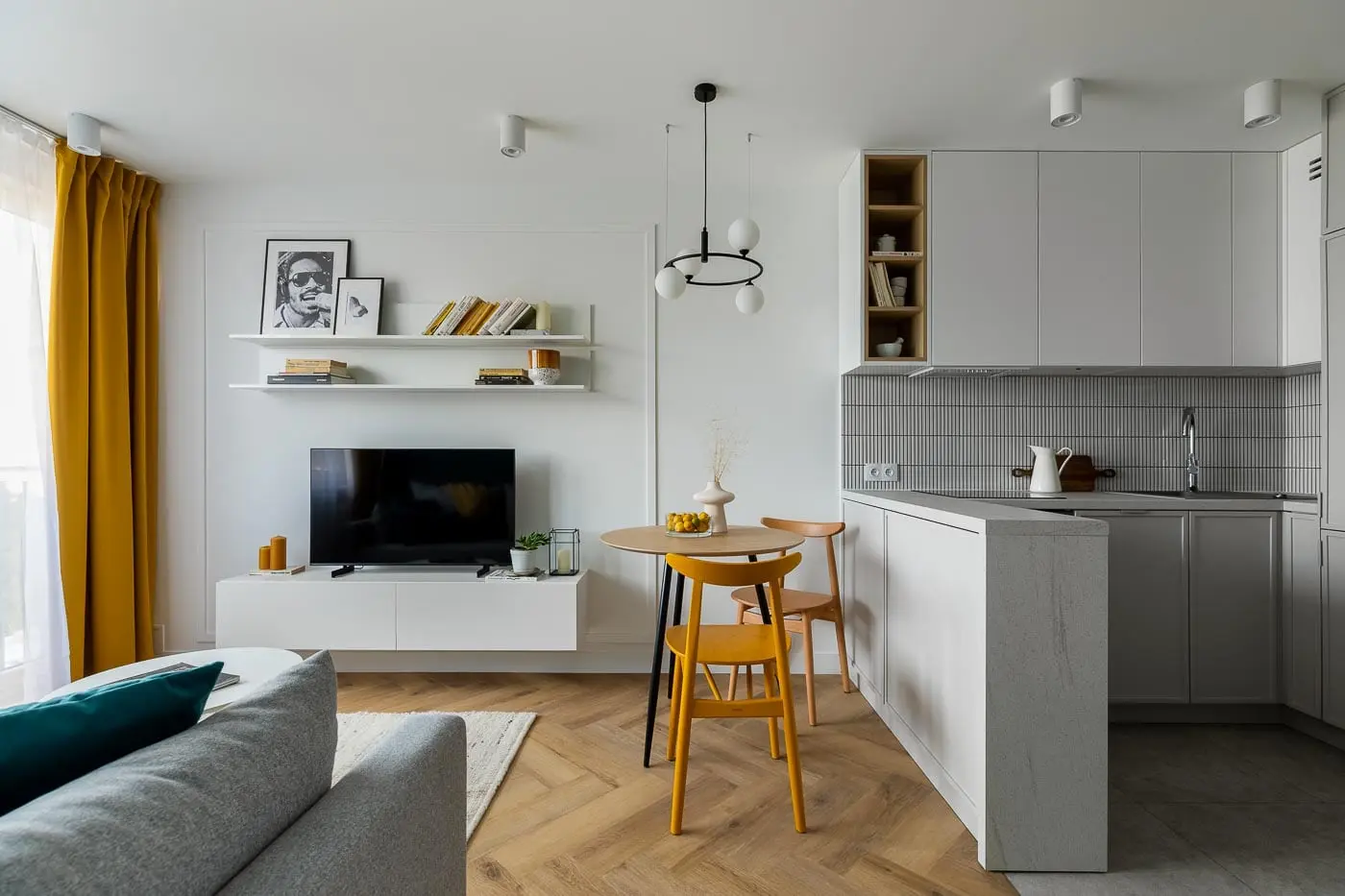 Piotr Skorupa Scope Interior Design. Zdjęcia Paweł Biedrzycki z pracowni Kąty Proste.