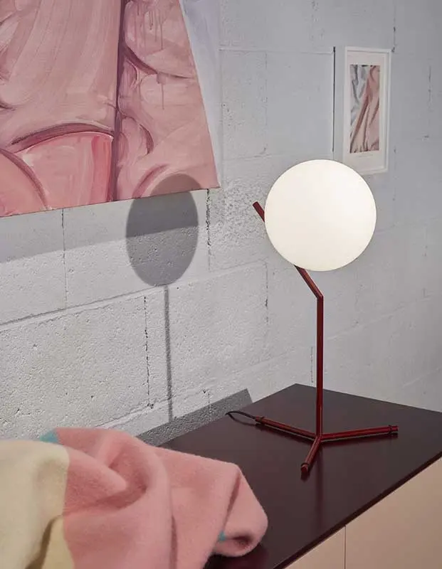 IC Lights Table 1 High | Proj.: Michael Anastassiades, 2014 | Fot.: Maurice Scheltens i Liesbeth Abbenes