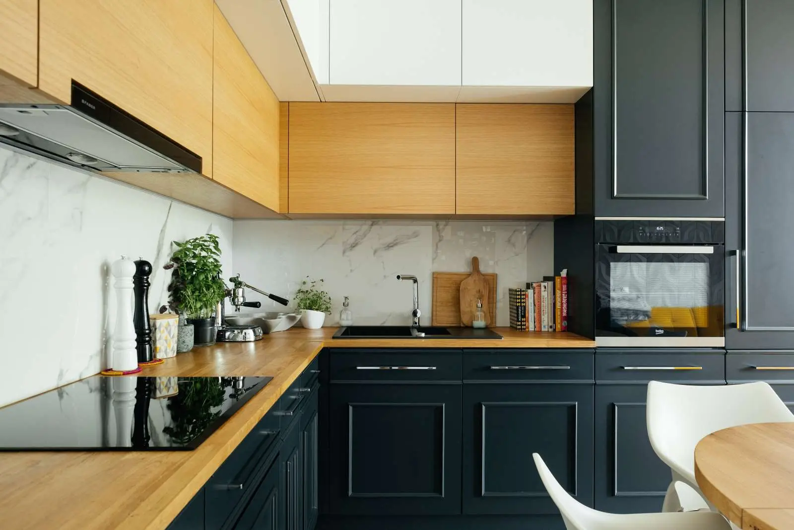 Proj: Anna Błaszczak Pracownia wnętrz Artewizjon