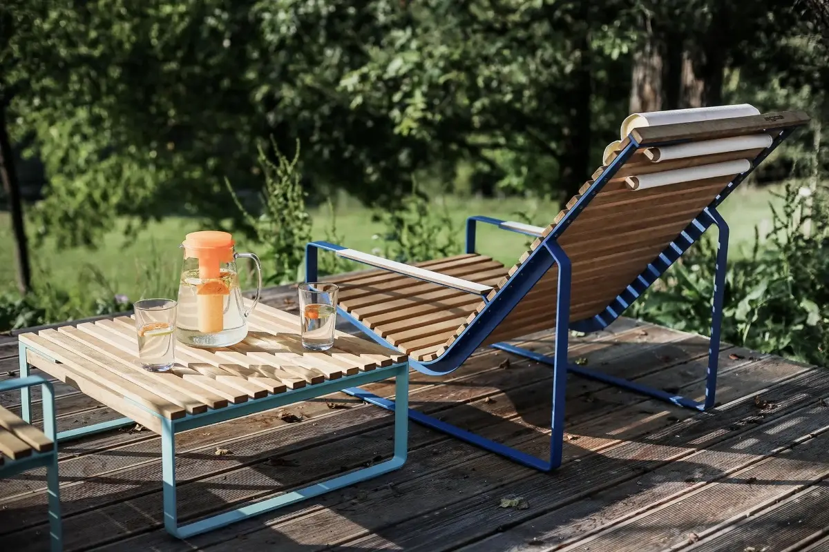 Meble ogrodowe z serii Preva.