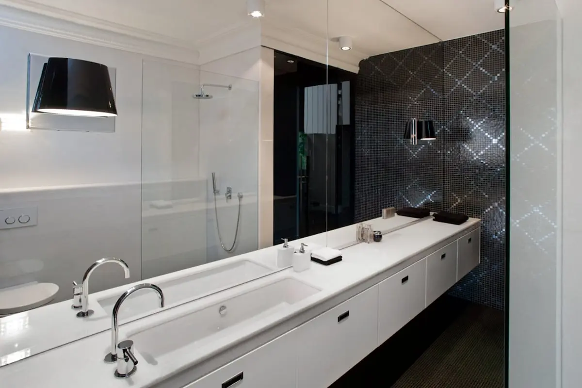 Proj.: Anna Koszela, Marta Smorowska; Fot.: Hanna Długosz;
Stylizacja: Anna Tyślerowicz