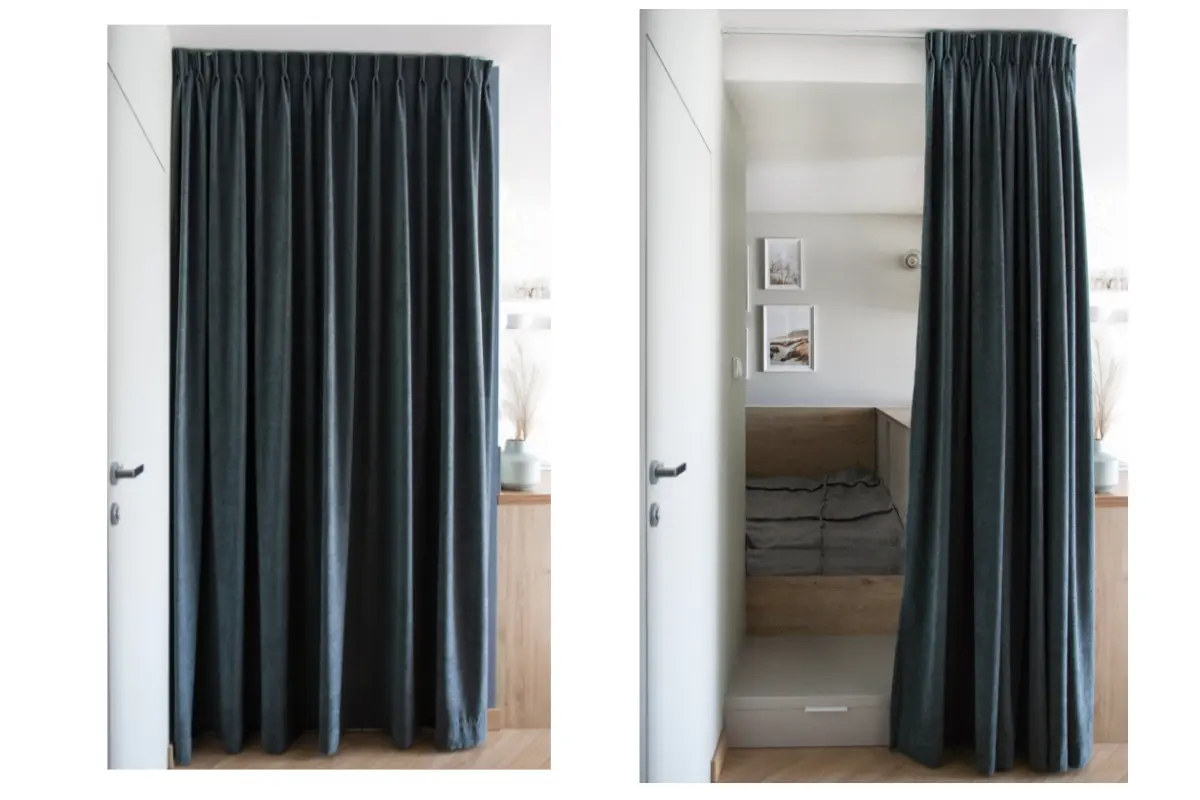 Sypialnia ukryta za kotarą | Proj.: : Iga Żywica i Paulina Januszkiewcz | Mood-studio.