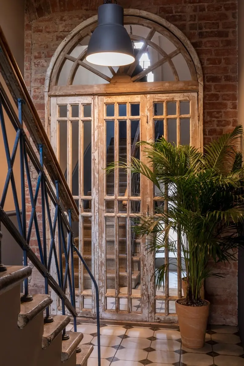 Projekt i realizacja wnętrza: Lilla Home || Zdj.: Follow the Flow Studio 