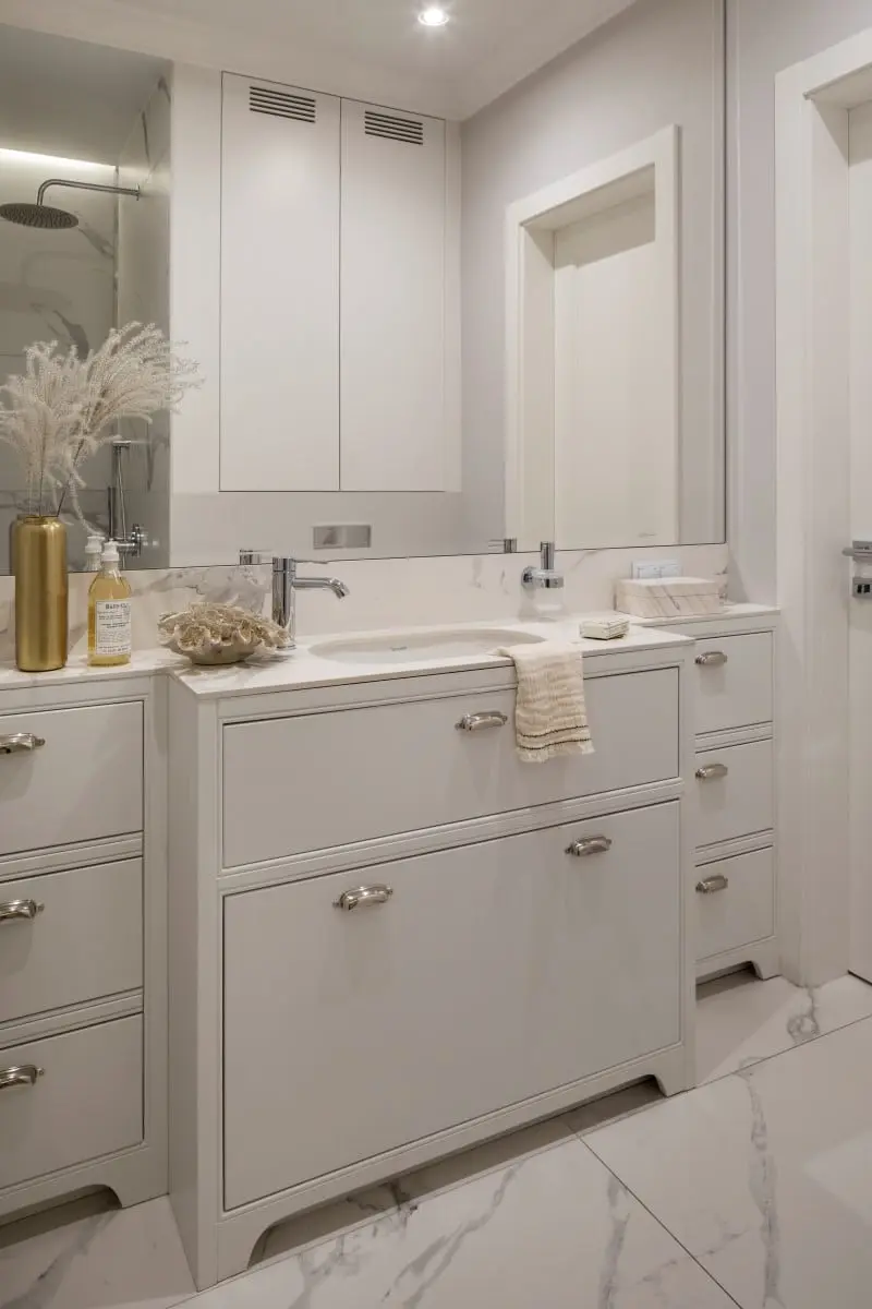 projekt: Kamińska Stańczak Design | fot.: Marcin Grabowiecki | Stylizacja: Eliza Mrozińska